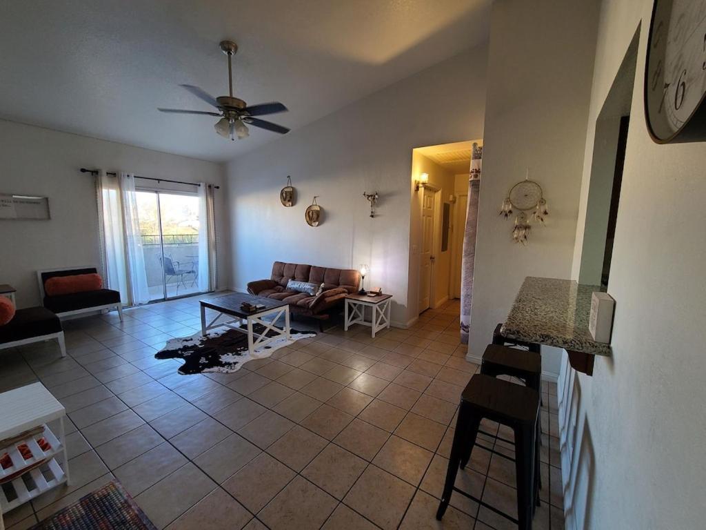 2Bed 1 Bath Condo Near Nellis Afb & The Strip ラスベガス エクステリア 写真